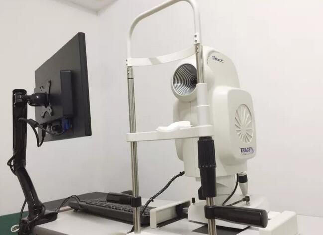 白内障手术已发展至屈光手术时代(一*次白内障屈光手术可解决白内障、老花眼、近视眼、远视眼、散光等多种眼病),手术 对于眼科医生来说变得更加容易,而术前准确的诊断、评估、测量和计算,为患者设计个性化的手术方案,成为白内障医生面对的难题。1.jpg 白内障手术已发展至屈光手术时代(一*次白内障屈光手术可解决白内障、老花眼、近视眼、远视眼、散光等多种眼病),手术 对于眼科医生来说变得更加容易,而术前准确的诊断、评估、测量和计算,为患者设计个性化的手术方案,成为白内障医生面对的难题。1.jpg