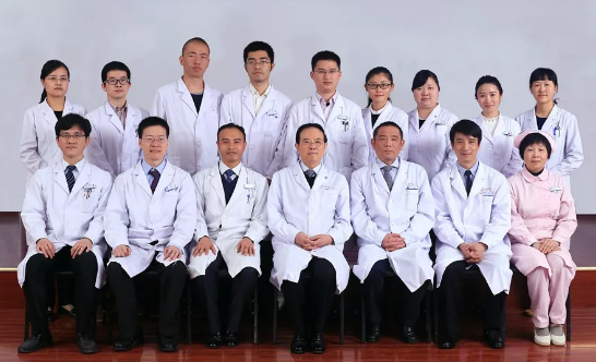 7月29日厦门眼科中心召开2018年上半年工作总结会18.png 7月29日厦门眼科中心召开2018年上半年工作总结会18.png