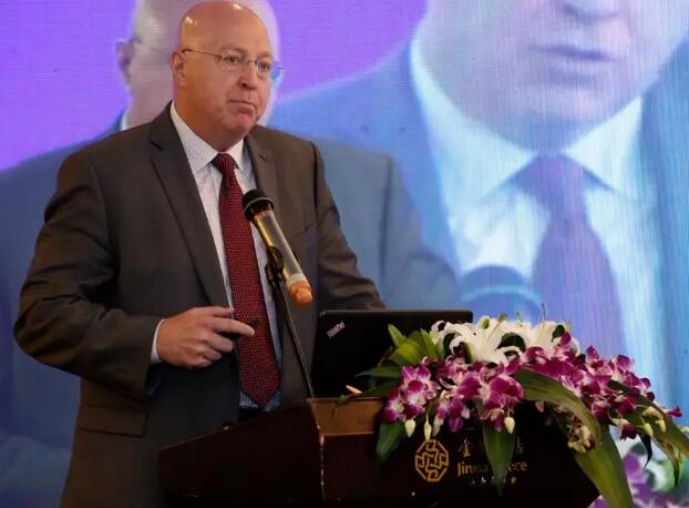 易游体育集团白内障学组会议暨“晶”准屈光白内障时代论坛召开 海内外众多眼科名家参会7.jpg