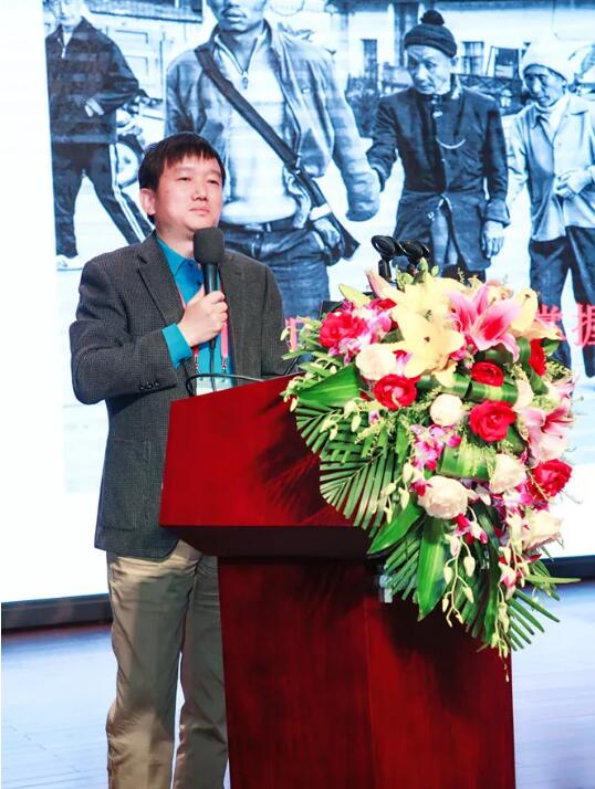 东莞易游体育院长卢敏被评为广东省基层医药学会眼科 委员会首届副主任委员4.jpg 东莞易游体育院长卢敏被评为广东省基层医药学会眼科 委员会首届副主任委员4.jpg