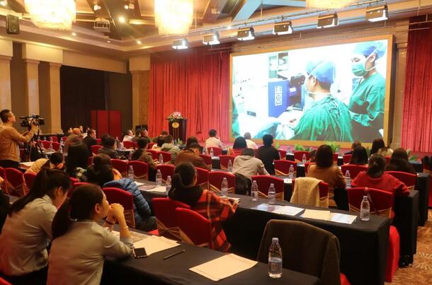 易游体育集团莆田眼科医院近视手术论坛暨smart全激光开机仪式在莆举行 会场直播分享近视手术全过程 2.jpg