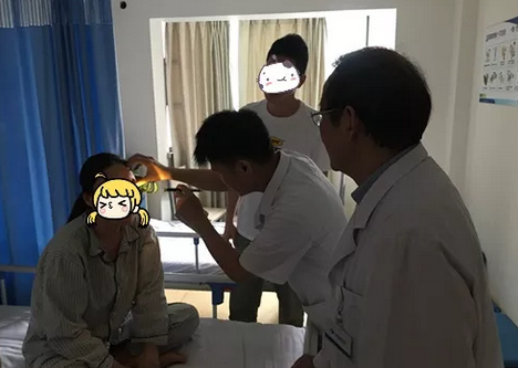 成都易游体育罗清礼院长为四处求医未果的河南眼眶肿瘤患者手术1.png 成都易游体育罗清礼院长为四处求医未果的河南眼眶肿瘤患者手术1.png