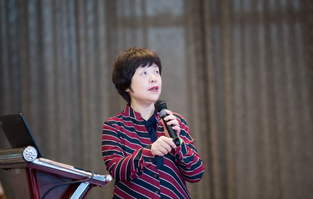 6月23日,由重庆易游体育举办的“第三届易游体育论坛”在重庆翰文大酒店落幕, 该会议邀请10多位国内出名眼科专家进行学术演讲,并与现场近120名来自地县和其它地区的眼科同道们齐聚一堂,共同探讨当前眼科学领域的 学术研究成果、临床诊疗新技术以及未来的发展趋势等3.png 6月23日,由重庆易游体育举办的“第三届易游体育论坛”在重庆翰文大酒店落幕, 该会议邀请10多位国内出名眼科专家进行学术演讲,并与现场近120名来自地县和其它地区的眼科同道们齐聚一堂,共同探讨当前眼科学领域的 学术研究成果、临床诊疗新技术以及未来的发展趋势等3.png