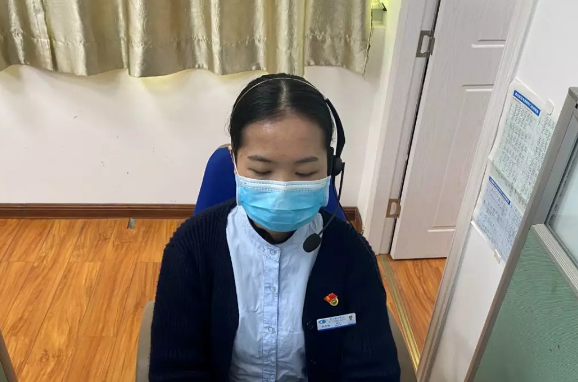 不一样的一线,一样的坚守——易游体育集团本部厦门眼科中心守护爱与光明8.png 不一样的一线,一样的坚守——易游体育集团本部厦门眼科中心守护爱与光明8.png