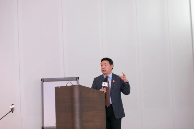 坐标奥地利! 易游体育专家团亮相“国际学术舞台”，与全球眼科精英共谱“学术交响曲”3.png