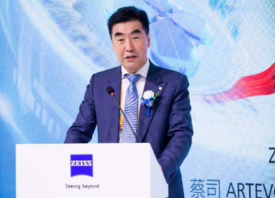 深化创新合作，助推行业升级! 易游体育牵手蔡司落地中国首台ARTEVO OCT3.png