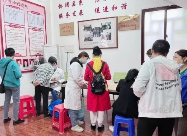 易游体育:聚焦“一老一小”,全力打造6月“易游体育爱眼月”8.png 易游体育:聚焦“一老一小”,全力打造6月“易游体育爱眼月”8.png