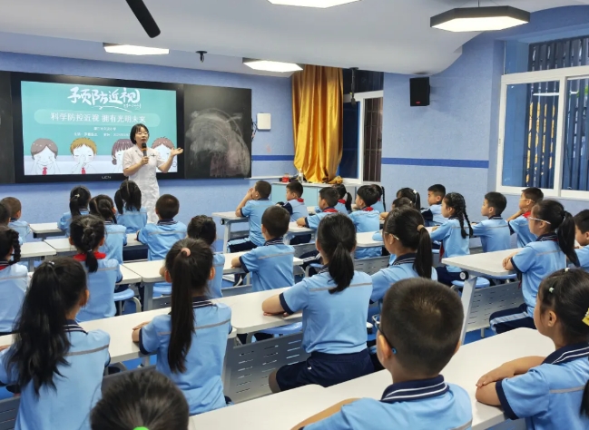 厦门眼科中心着力打造爱眼宣传教育月,服务升级实现全人群全年龄段全生命周期全覆盖2.png 厦门眼科中心着力打造爱眼宣传教育月,服务升级实现全人群全年龄段全生命周期全覆盖2.png